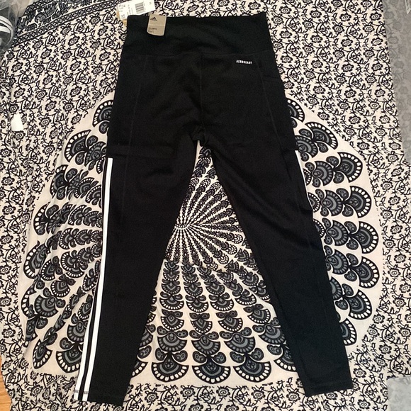 Adidas Size Medium High Rise Leggings - NWT - Picture 3 of 4